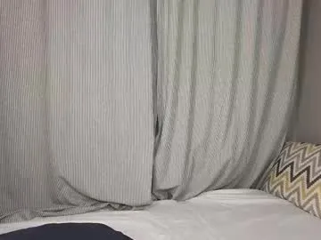 vanandjuani – webcam model profile photo Image 11