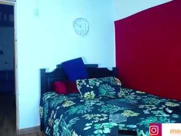 Runarunapi – webcam model profile photo Image 16