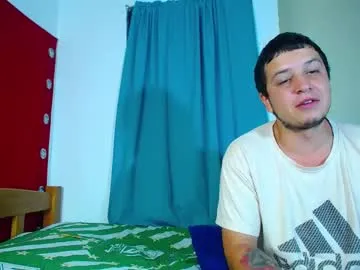 Runarunapi – webcam model profile photo Image 7