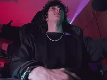 PumaShyXD – webcam model profile photo Image 16