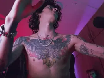 PumaShyXD – webcam model profile photo Image 18