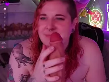 Runarunapi – webcam model profile photo Image 11