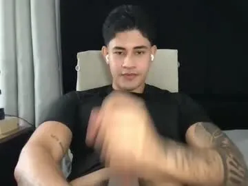 aviebby – webcam model profile photo Image 12