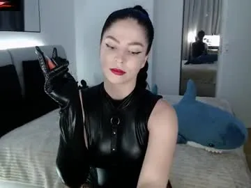 helenamoeller – webcam model profile photo Image 11