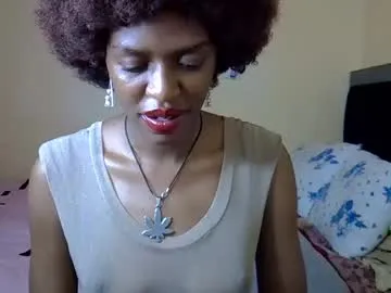 Runarunapi – webcam model profile photo Image 2