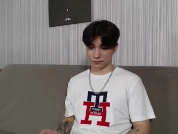 phantom_wave – webcam model profile photo Image 15