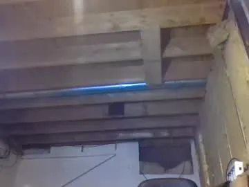 buzz5127 – webcam model profile photo Image 2