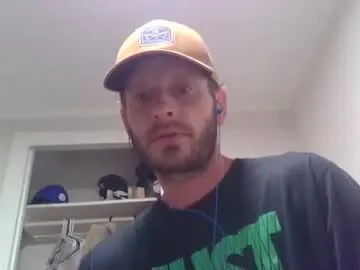 buzz5127 – webcam model profile photo Image 9