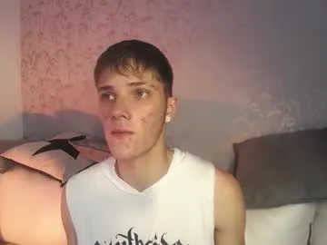 Runarunapi – webcam model profile photo Image 10