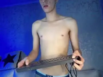 Runarunapi – webcam model profile photo Image 13