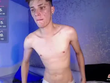 Runarunapi – webcam model profile photo Image 14