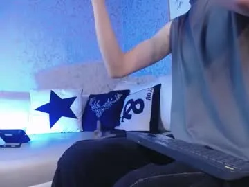 Runarunapi – webcam model profile photo Image 4