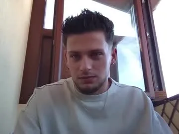 Runarunapi – webcam model profile photo Image 18