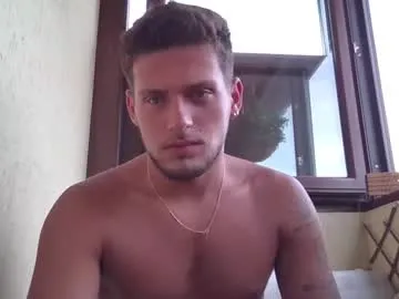 Runarunapi – webcam model profile photo Image 8