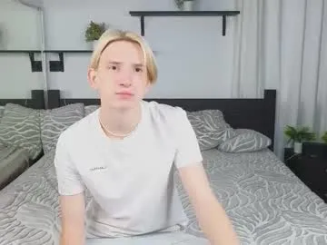 Runarunapi – webcam model profile photo Image 17