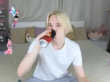 Runarunapi – webcam model profile photo Image 9