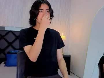 buzz5127 – webcam model profile photo Image 18