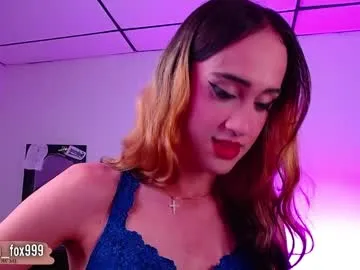 Runarunapi – webcam model profile photo Image 12