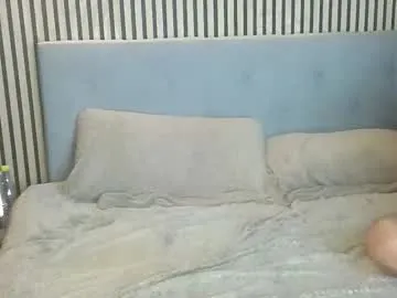 luvlivvyy – webcam model profile photo Image 7