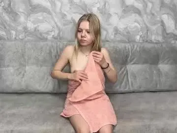 monika_reed1 live broadcast Image 11