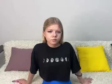 monika_reed1 live broadcast Image 3