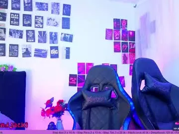 NataLive – webcam model profile photo Image 15