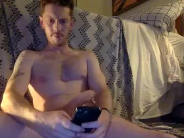 emyii – webcam model profile photo Image 4