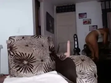 Runarunapi – webcam model profile photo Image 13