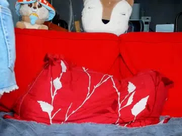 sexyfoxyari live broadcast