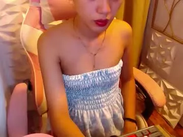 Runarunapi – webcam model profile photo Image 17