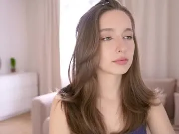 cutieeeeva – webcam model profile photo Image 2