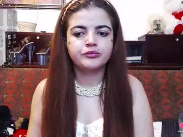 Runarunapi – webcam model profile photo Image 4