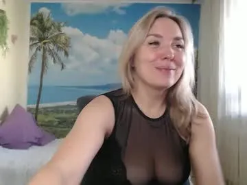 Runarunapi – webcam model profile photo Image 14