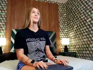 midnightmuse-03 – webcam model profile photo Image 7