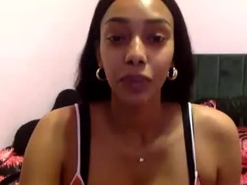 Runarunapi – webcam model profile photo Image 2