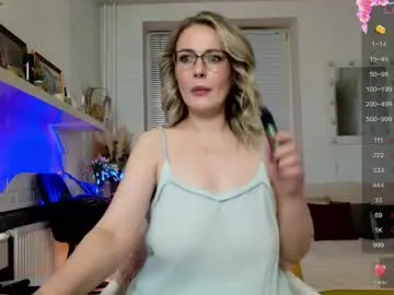 lil_eva live broadcast Image 16