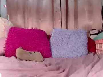 plump_bums live broadcast Image 3