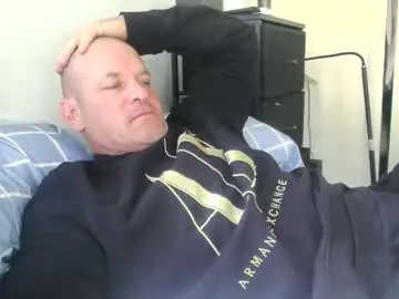 aviebby – webcam model profile photo Image 14