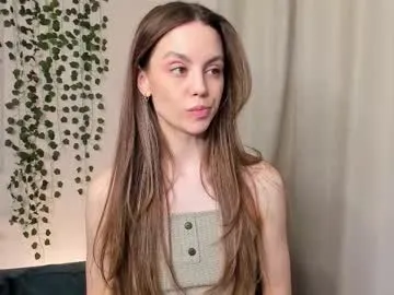 Runarunapi – webcam model profile photo Image 9