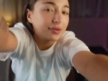 lucyxricky – webcam model profile photo Image 12