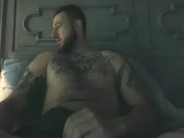 captain_chris8 – webcam model profile photo Image 11