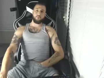 captain_chris8 – webcam model profile photo Image 15