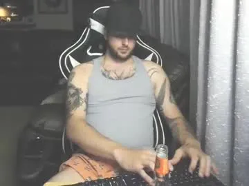 captain_chris8 – webcam model profile photo Image 3