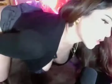 chanbery – webcam model profile photo Image 12