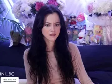 petitebeauty – webcam model profile photo Image 11