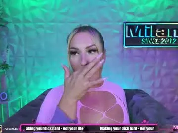 Runarunapi – webcam model profile photo Image 16