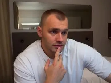 mitsuki0915 – webcam model profile photo Image 8