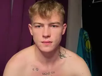 vanandjuani – webcam model profile photo Image 18