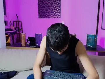 pinkadele – webcam model profile photo Image 9