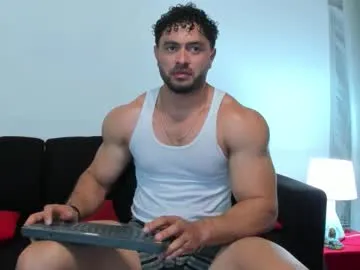 IORio2 – webcam model profile photo Image 8
